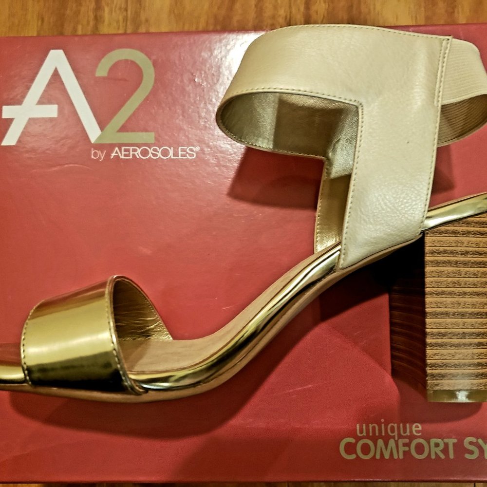 A2 BY AEROSOLES HIGH HAT DRESS SANDAL GOLD COMBO 9